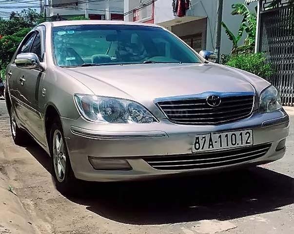 Cần bán lại xe Toyota Camry 2.4G 2003, giá 345tr0