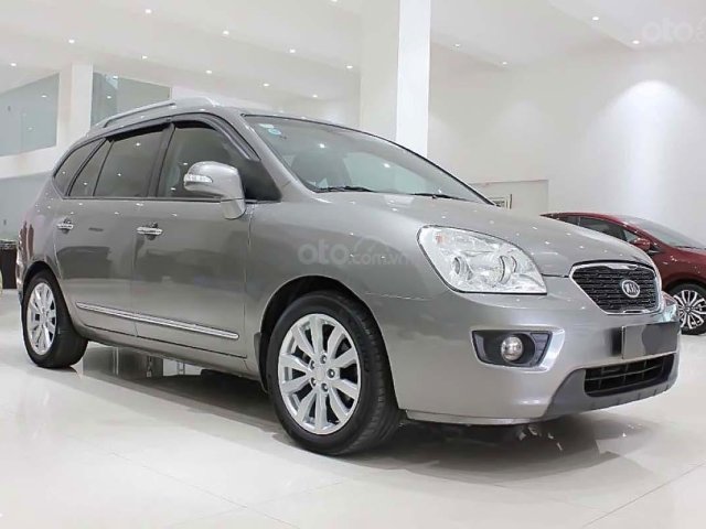 Bán Kia Carens 2.0MT năm 2012, màu xám số sàn, giá chỉ 345 triệu