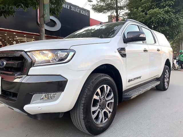 Bán ô tô Ford Ranger 3.2 AT đời 2016, màu trắng, xe nhập còn mới, giá tốt