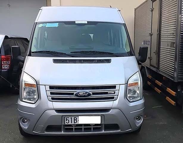 Cần bán Ford Transit sản xuất 2014, màu bạc, xe như mới