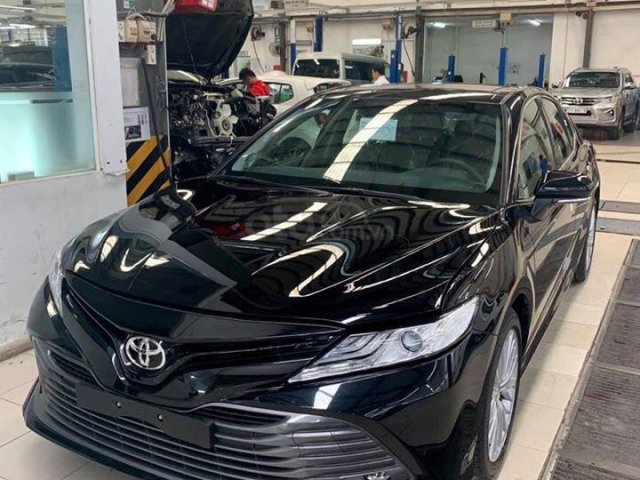 Camry 2.5Q giao ngay, lãi suất 0.33% -6 tháng, Hiếu 093.4042.123.