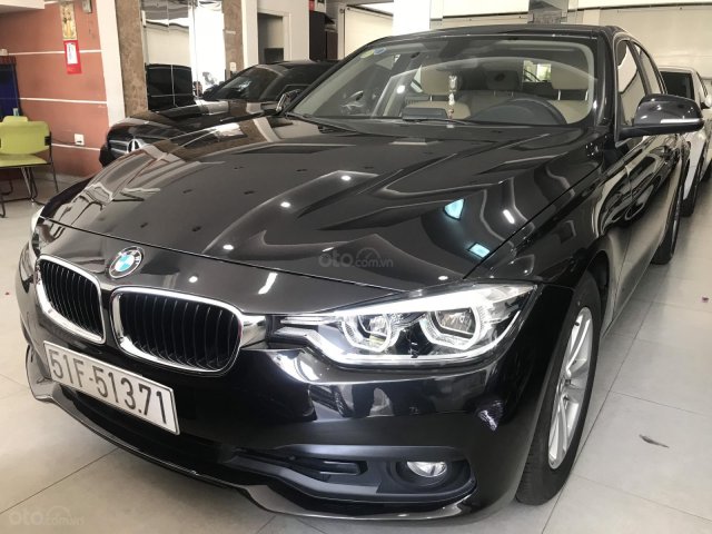 Bán BMW 320LCI sản xuất 2015, xe rất đẹp, đi đúng 38.000km, bao kiểm tra hãng0