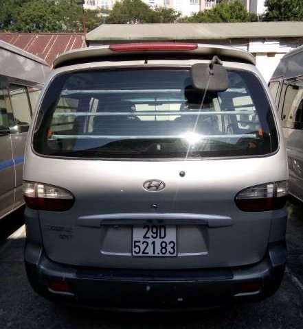 Cần bán xe Hyundai Starex năm 2005, màu bạc, nhập khẩu chính hãng