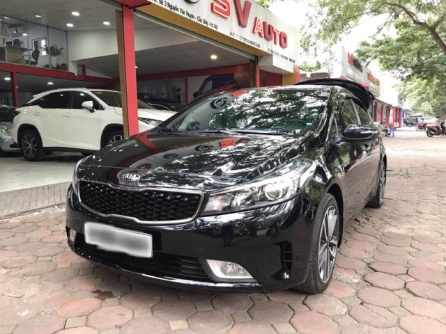 Bán Kia Cerato năm 2016, màu đen, giá chỉ 575 triệu xe còn mới nguyên