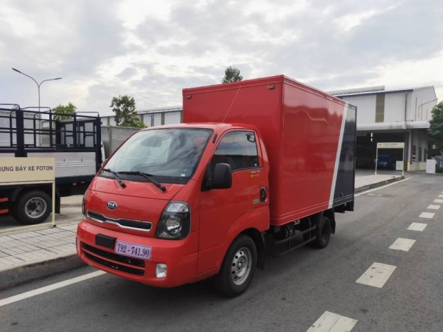 Cần bán xe Kia K200 năm sản xuất 2019, màu đỏ, 1.9 tấn, thùng kín0