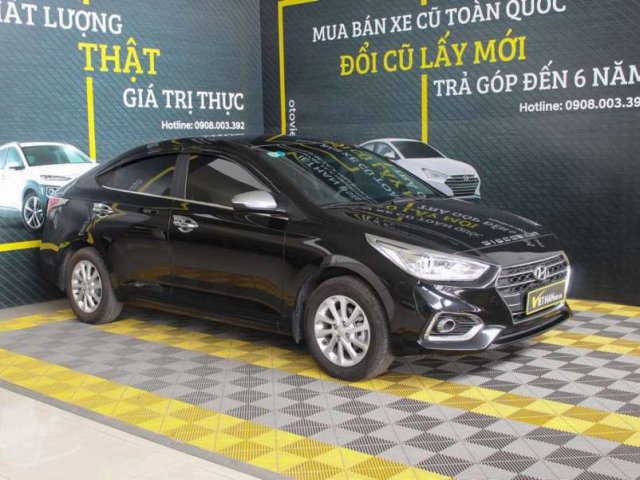 Cần bán Hyundai Accent 1.4MT năm 2018, màu đen0