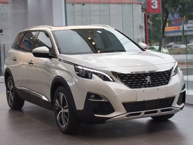 Peugeot 5008 trắng ngọc trai 2019 – ưu đãi cao nhất trong năm