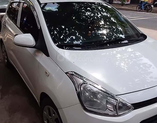 Cần bán Hyundai Grand i10 1.0 MT Base sản xuất năm 2014, màu trắng, nhập khẩu 