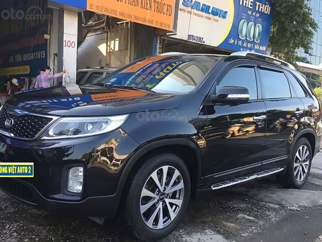 Cần bán xe cũ Kia Sorento GATH 2015, màu đen, 660tr0