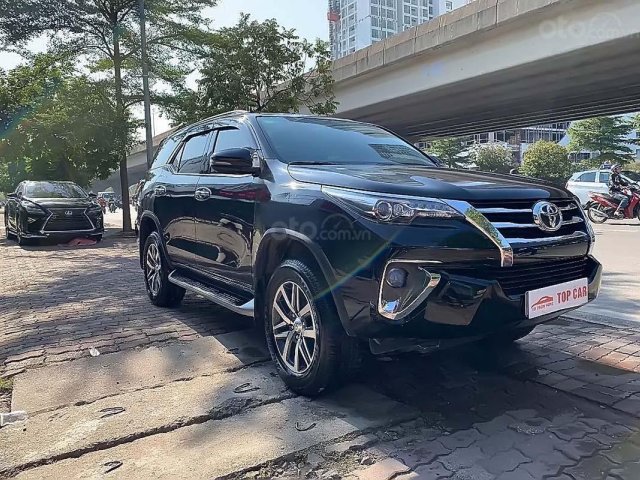 Bán Toyota Fortuner 2.8V 4x4 2019, màu đen, xe nhập, số tự động0