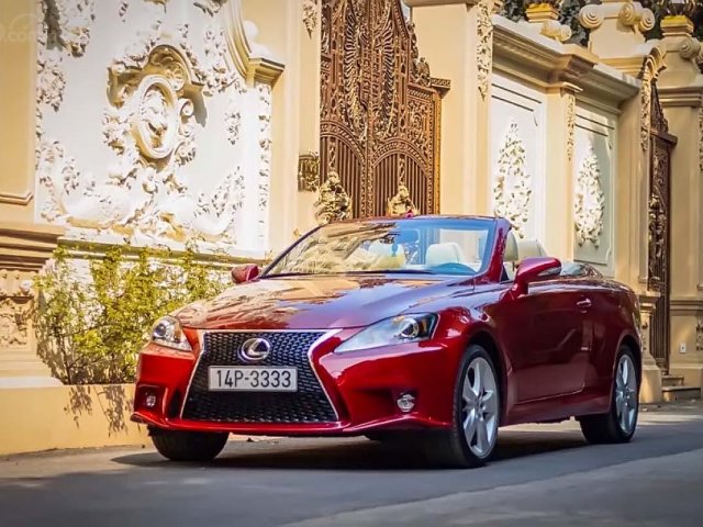 Cần bán Lexus IS 250C sản xuất năm 2010, màu đỏ, xe nhập0