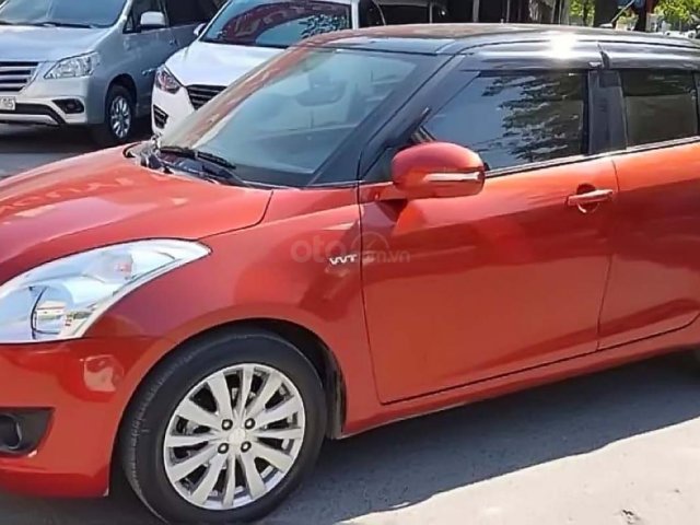 Bán xe Suzuki Swift sản xuất 2017, màu vàng chính chủ, giá chỉ 460 triệu0