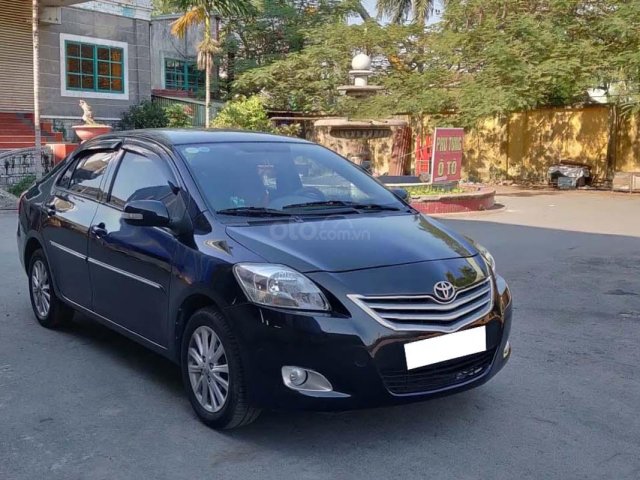 Cần bán lại xe Toyota Vios E sản xuất 2010, màu đen, chính chủ