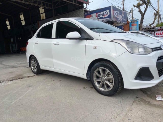 Cần bán gấp Hyundai Grand i10 năm 2016, màu trắng xe nhập giá chỉ 190 triệu đồng0