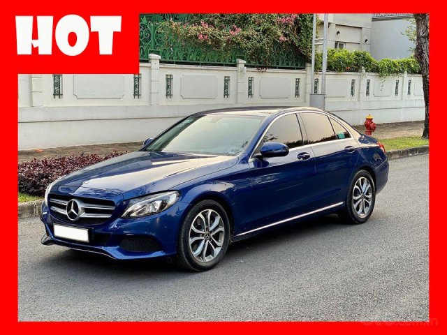 MBA Auto - Bán xe Mercedes C200 xanh/kem 2018 cũ giá tốt - trả trước 450 triệu nhận xe ngay0