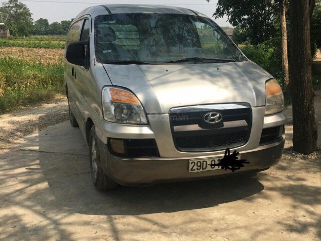 Bán xe Hyundai Starex tải Van 6 chỗ đời 2004, đăng ký lần đầu 2008. Liên hệ 0972245090 để nhận ưu đãi0