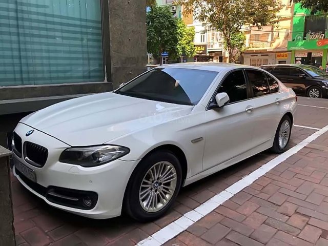 Cần bán lại xe BMW 5 Series 520i năm 2015, màu trắng, nhập khẩu nguyên chiếc0