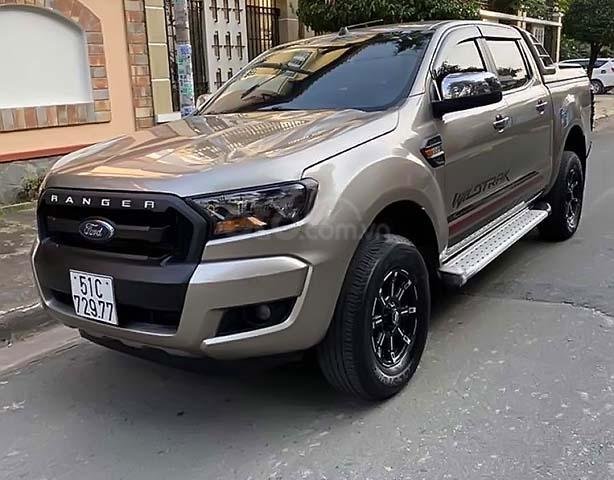 Cần bán xe Ford Ranger sản xuất 2015, màu vàng, xe nhập  