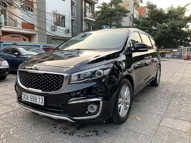 Bán Kia Sedona 2.2L DATH đời 2016, màu đen, giá chỉ 910 triệu0