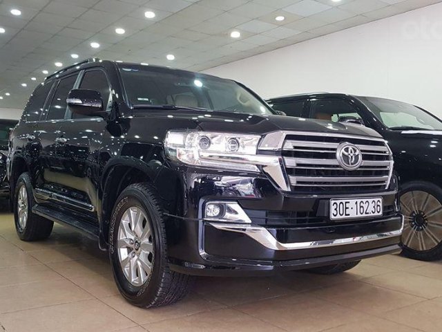 Bán Toyota Land Cruiser VX form 2019, đăng ký công ty