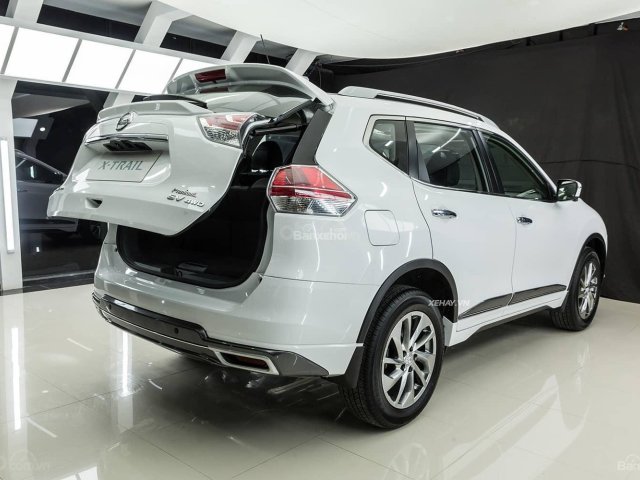 Bán Nissan X trail sản xuất năm 2019, màu trắng, giá tốt0