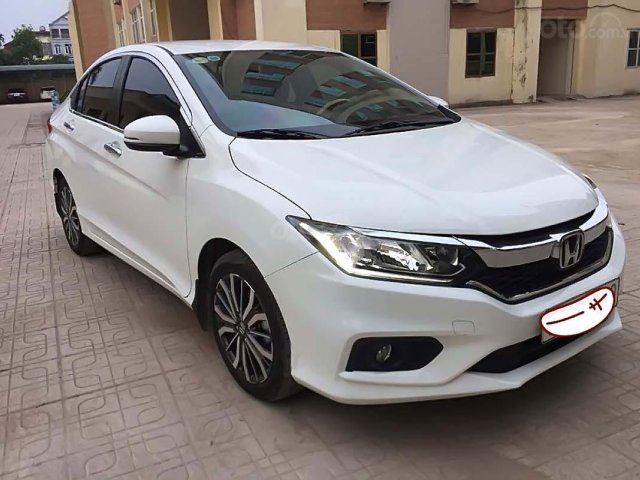 Bán Honda City năm sản xuất 2018, màu trắng xe còn mới nguyên0