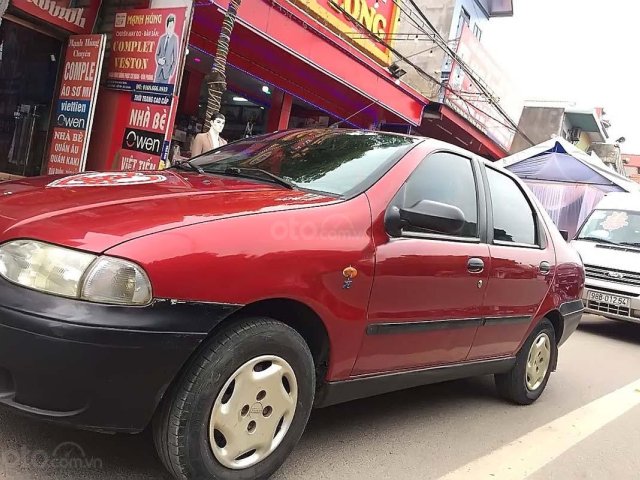 Bán xe Fiat Siena sản xuất 2002, màu đỏ, nhập khẩu chính hãng