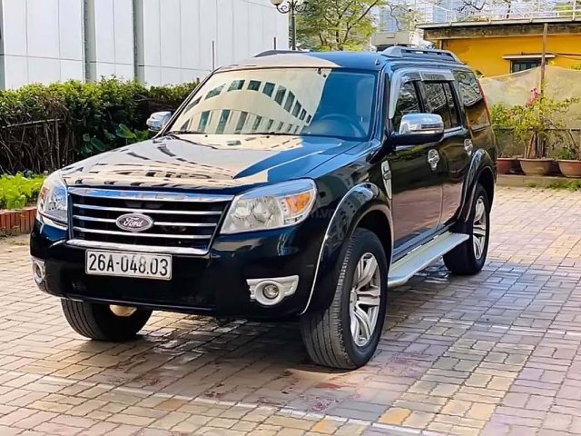 Cần bán Ford Everest đời 2012, màu đen số sàn, giá 450tr0