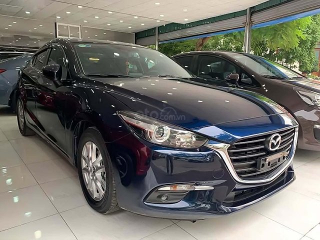 Bán Mazda 3 đời 2018, màu xanh lam, 665tr xe còn mới nguyên0