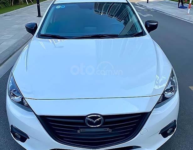 Cần bán xe Mazda 3 đời 2015, màu trắng như mới giá cạnh tranh0