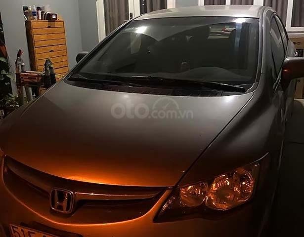 Bán Honda Civic 2008, màu xám xe còn mới lắm0