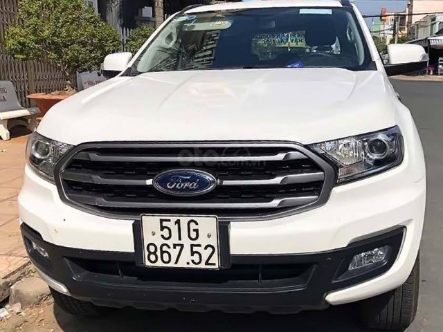 Bán Ford Everest đời 2018, màu trắng, xe nhập chính hãng