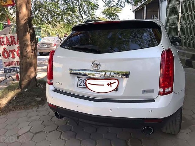 Cần bán lại xe Cadillac SRX sản xuất năm 2011, màu trắng, xe nhập chính hãng