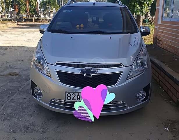 Bán Chevrolet Spark LT 1.2 MT 2013, màu bạc chính chủ0