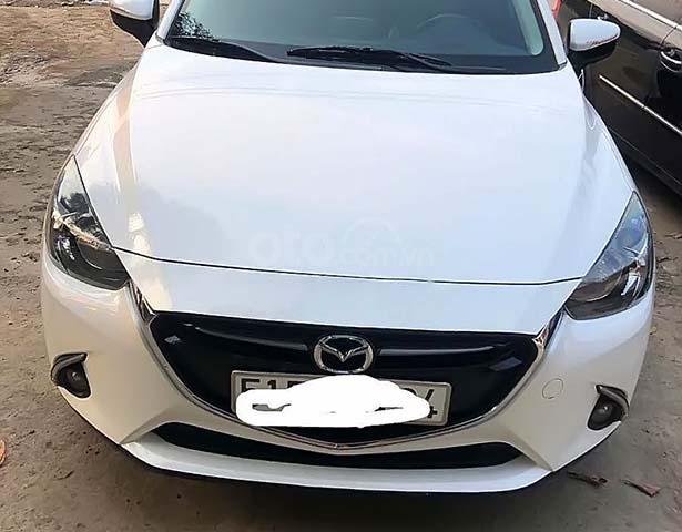 Cần bán Mazda 2 đời 2017, màu trắng, nhập khẩu, xe gia đình