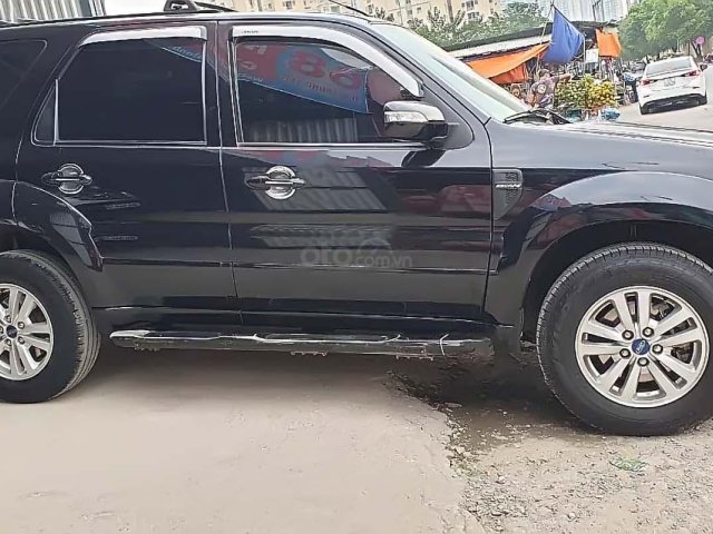 Cần bán gấp Ford Escape XLS 2.3L 4x2 AT năm 2013, màu đen0