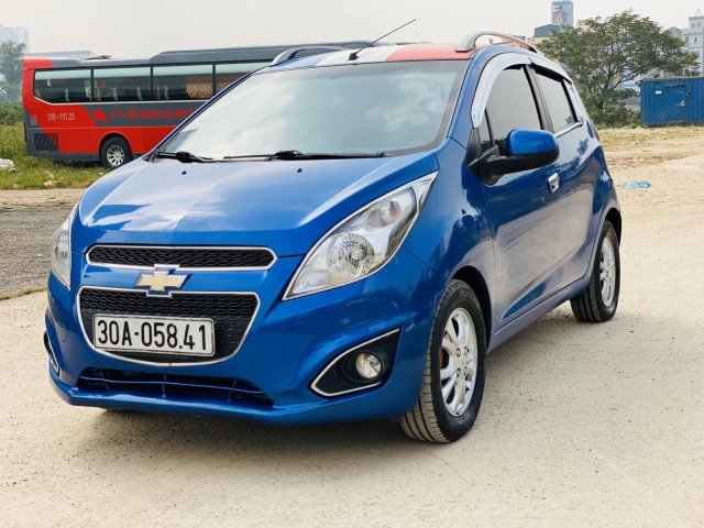 Bán Chevrolet Spark sản xuất 2013, số tự đông, 5 chỗ ngồi