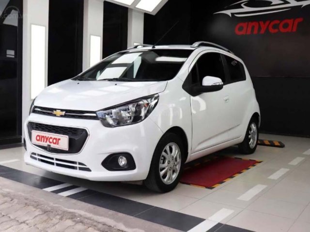 Cần bán lại xe Chevrolet Spark MT đời 2018, màu trắng chính chủ