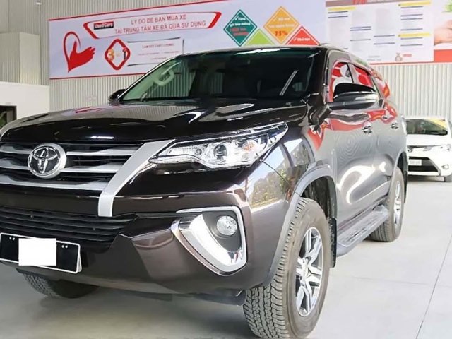 Cần bán lại xe Toyota Fortuner 2.4G 4x2 MT sản xuất 2018, màu nâu, xe nhập