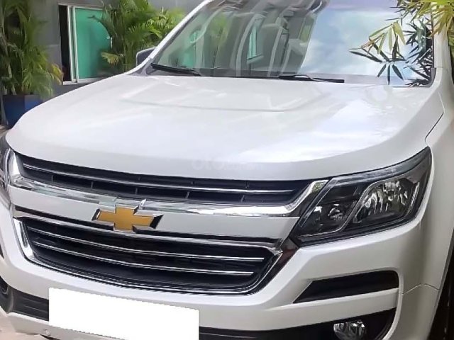 Bán Chevrolet Trailblazer AT sản xuất 2018, màu trắng chính chủ, giá chỉ 746 triệu0
