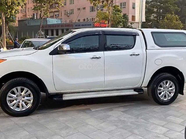 Bán xe Mazda BT 50 3.2L 4x4 AT đời 2015, màu trắng, xe nhập giá cạnh tranh0