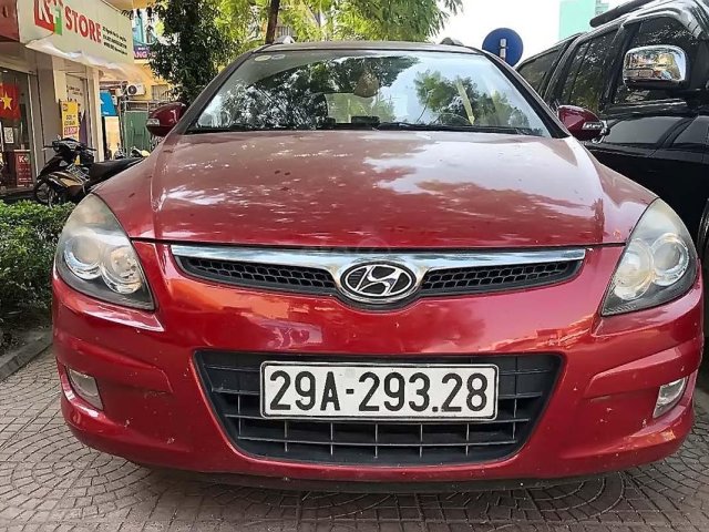 Bán ô tô Hyundai i30 CW 1.6 AT đời 2011, màu đỏ, nhập khẩu, giá tốt0