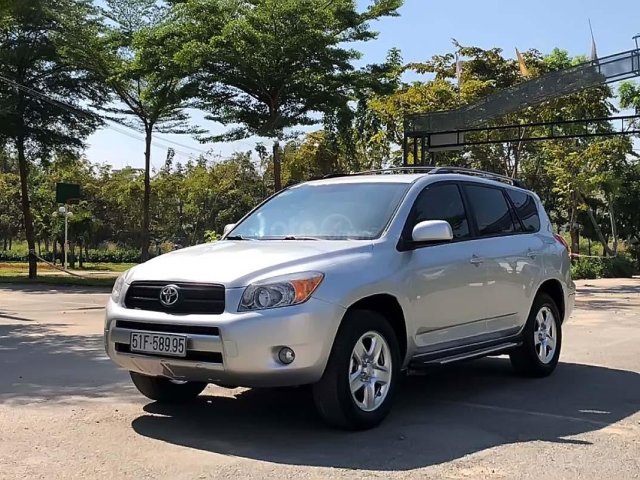 Bán Toyota RAV4 2.5 AT AWD năm 2008, màu bạc, nhập khẩu xe gia đình giá cạnh tranh