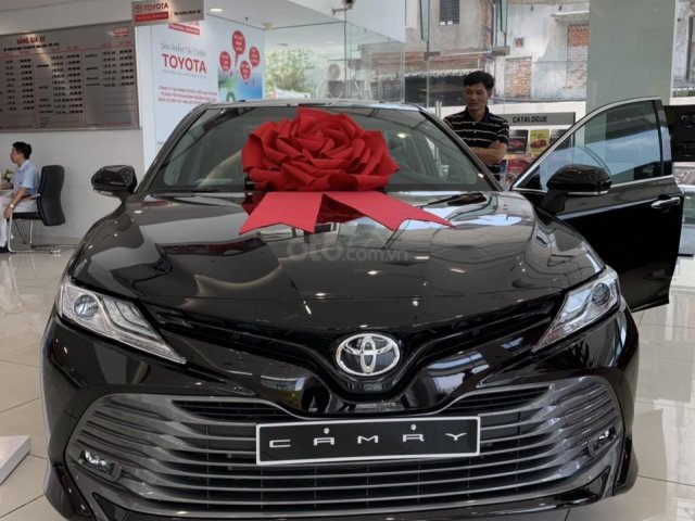 Bán Toyota Camry 2.5Q mới 2020 nhập khẩu Thái Lan xe sẵn giao ngay0