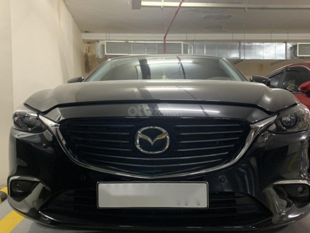 Tôi cần bán Mazda 6 màu đen, phiên bản cao cấp nhất Premium 2.0, màu đen 2019