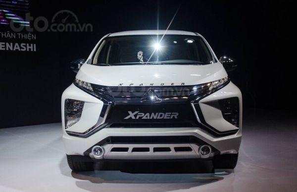 Cần bán Mitsubishi Xpander MT đời 2019, màu trắng, nhập khẩu, giá cạnh tranh0