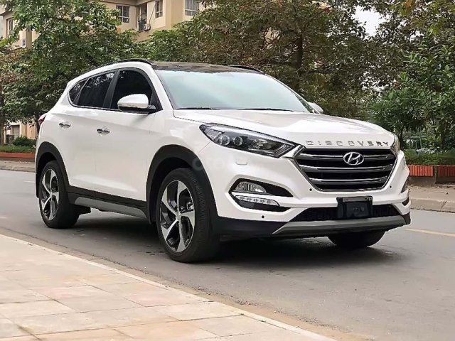 Bán xe Hyundai Tucson 1.6 AT Turbo sản xuất 2018, màu trắng0