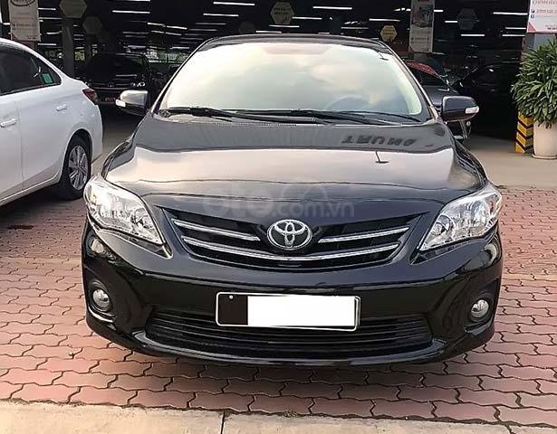 Bán xe Toyota Corolla Altis sản xuất 2011, màu đen, giá chỉ 505 triệu xe còn mới lắm0