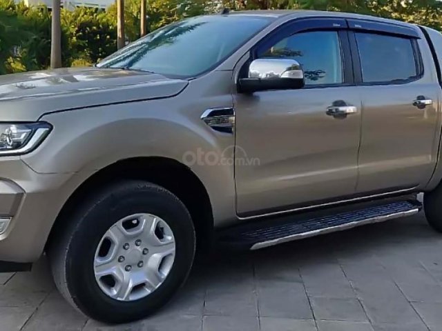 Bán xe Ford Ranger XLT 2.2L 4x4 MT năm sản xuất 2016, nhập khẩu  