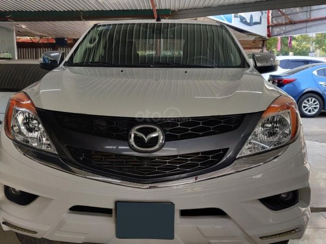 Bán ô tô Mazda BT 50 2.2L sản xuất 2014, màu trắng, xe nhập, giá 469tr